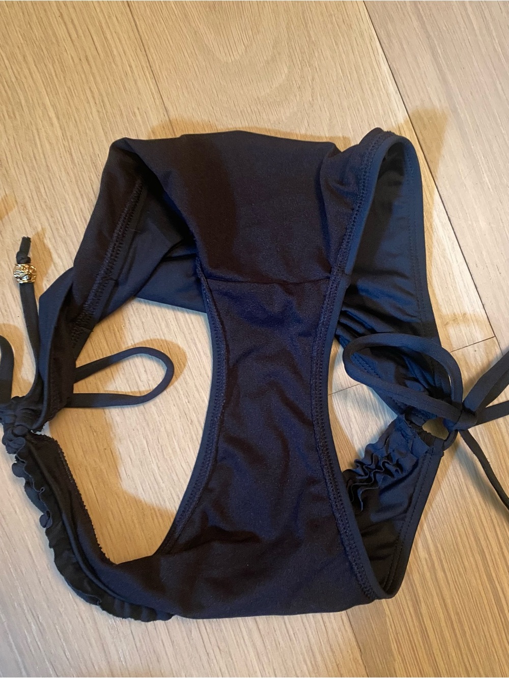 Rampage Black Ruffle Bikini Minimalist Chic Coquette Resort Vacation Swim Large - Picture 9 of 16